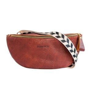 ✨NWT✨ Ruby Convertible Leather Bag